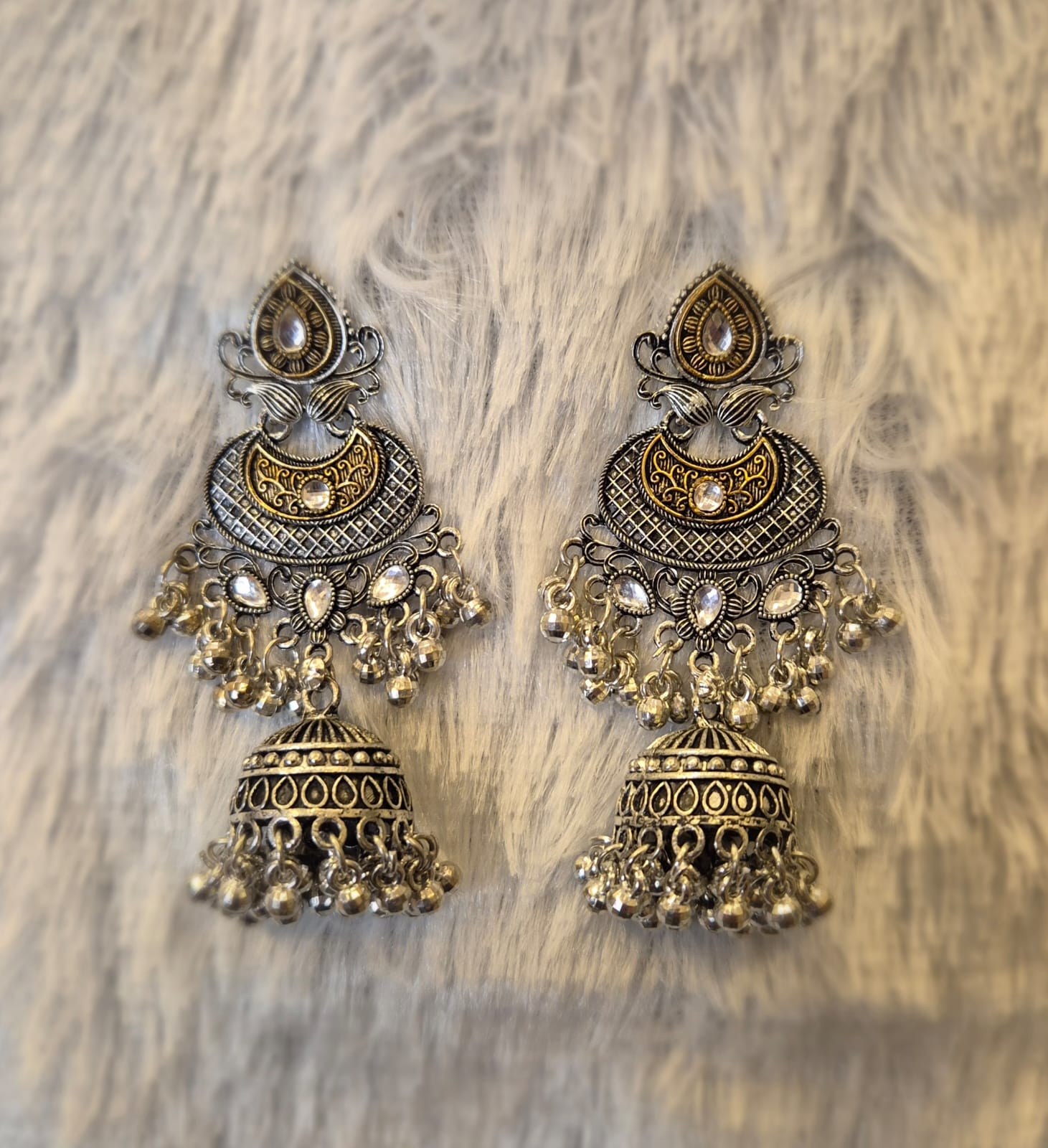 Minimal Jewels traditional jewellery